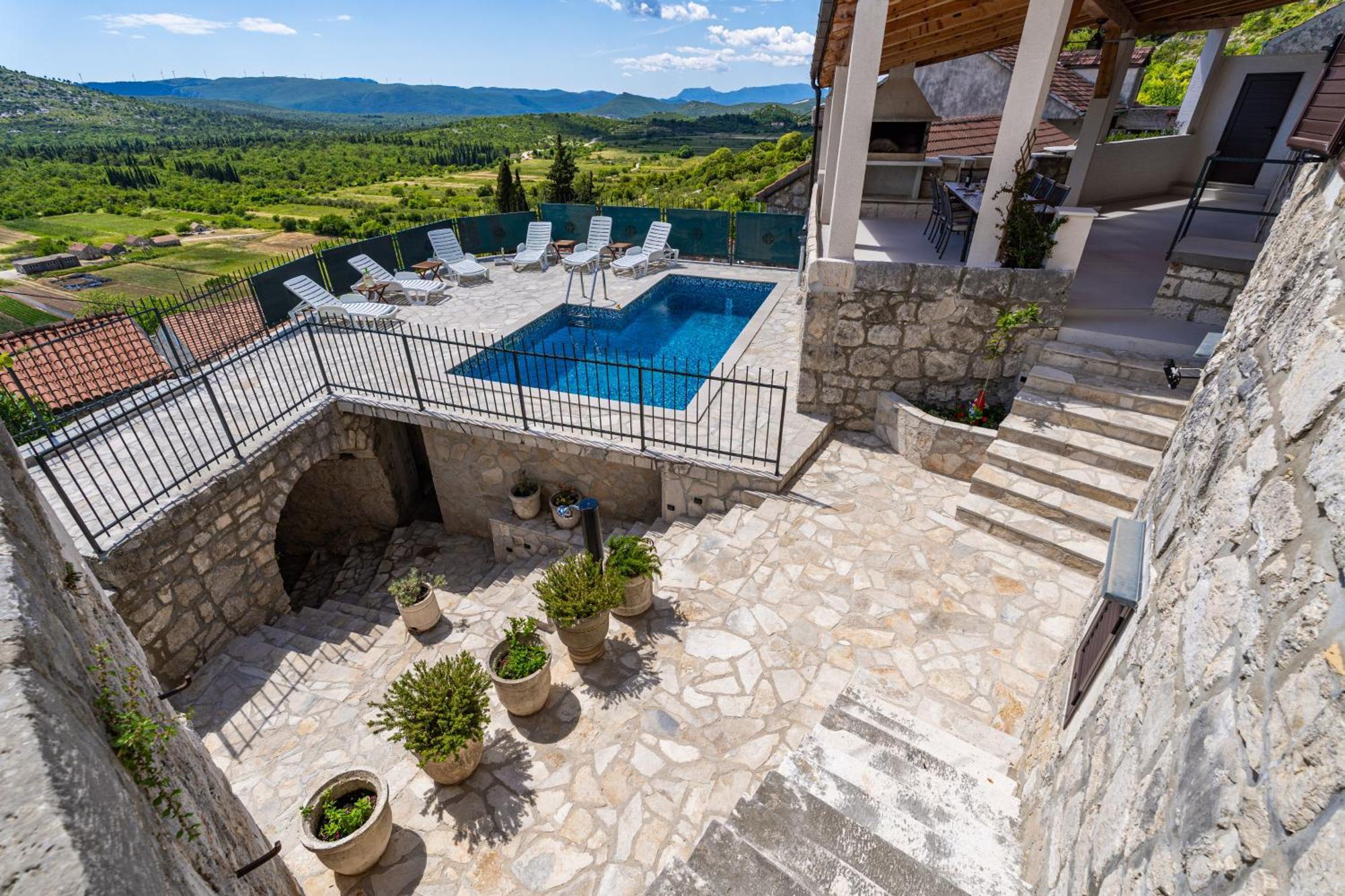 סלאנו Private Pool Villa - Meditteranean Peace מראה חיצוני תמונה