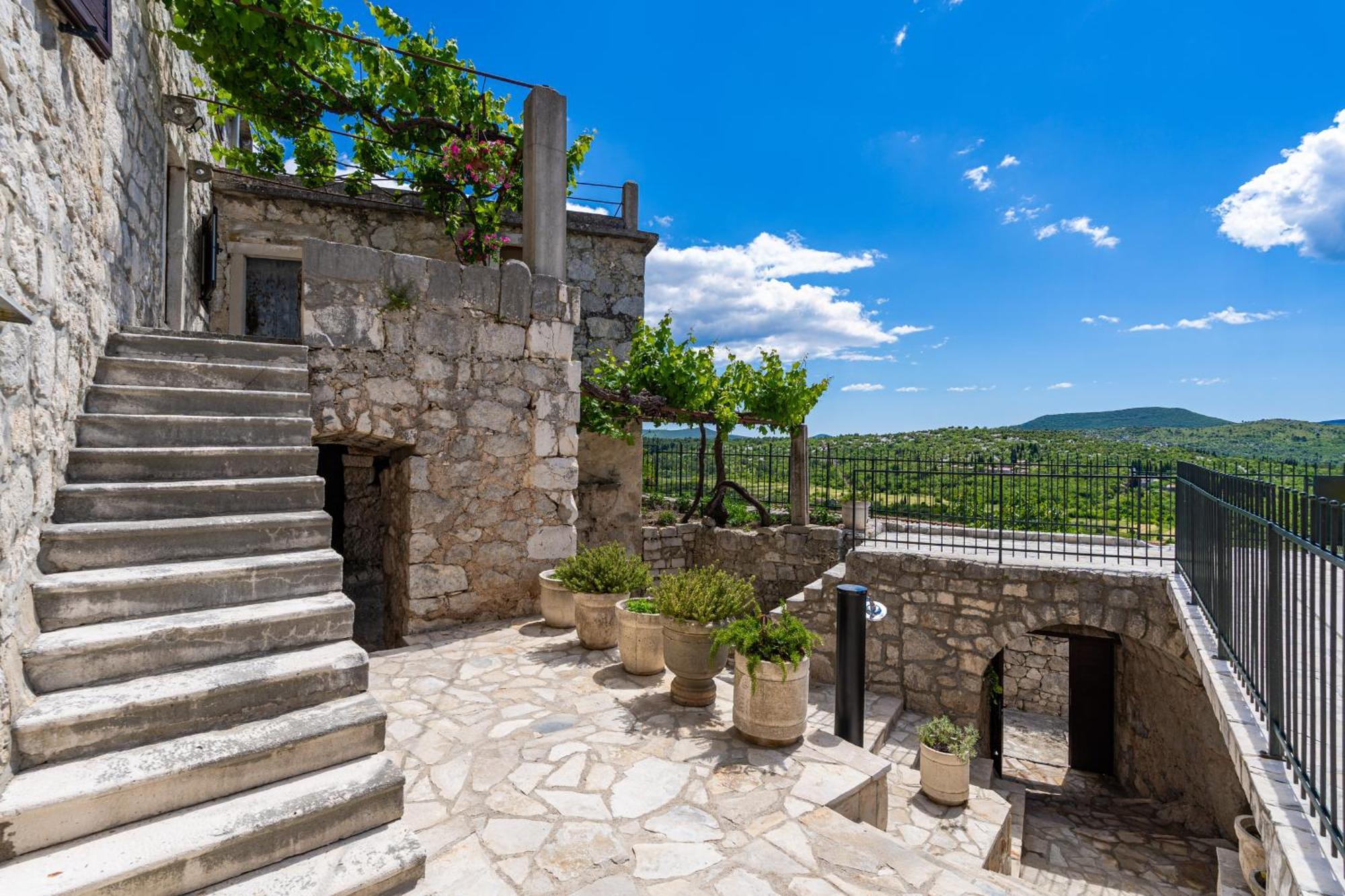 סלאנו Private Pool Villa - Meditteranean Peace מראה חיצוני תמונה