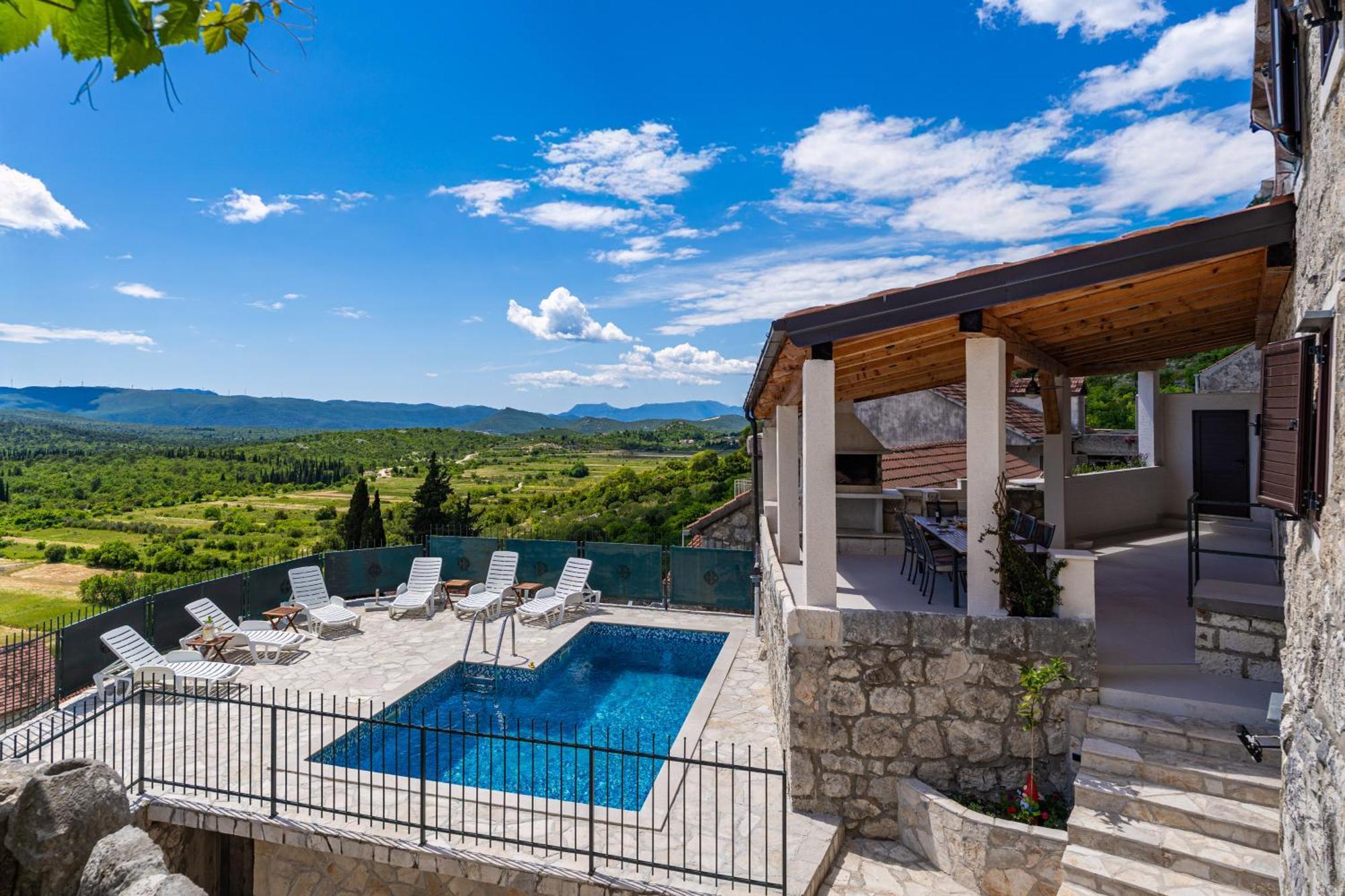 סלאנו Private Pool Villa - Meditteranean Peace מראה חיצוני תמונה